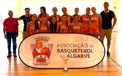 Tubarões / Clinica Avenida Mar vencedor da TAÇA ALGARVE “Valter Dias” Sub 14 Femininos